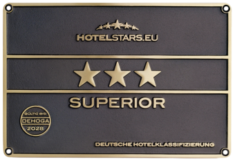 3-Sterne-Superior-Hotel-Luedenbach-Klassifizierungsschild-Schild
